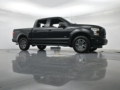 Used 2017 Ford F150 XLT w/ Equipment Group 302A Luxury AWD/4WD image 35