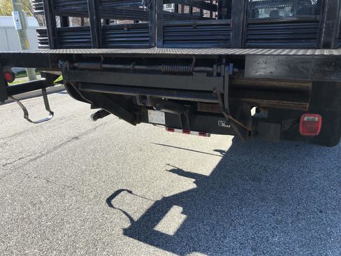 Used 2011 Ford F450 XL w/ XL Value Pkg image 11