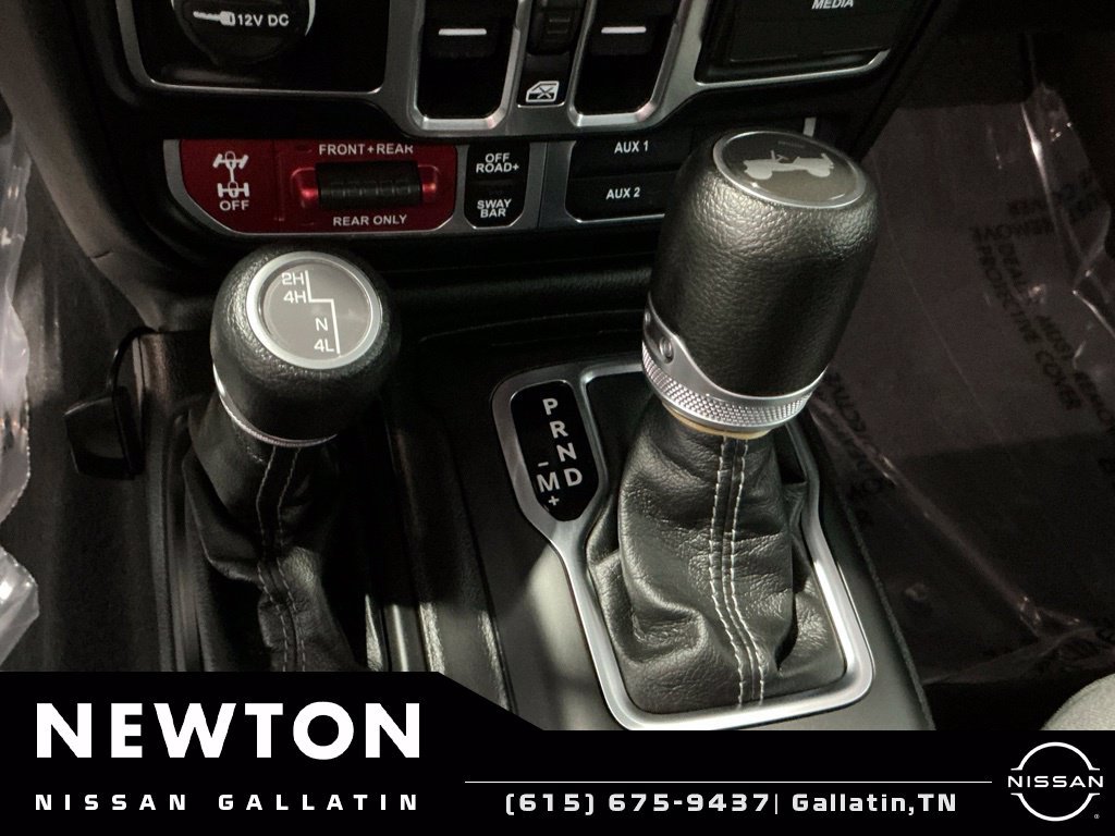 Used 2024 Jeep Wrangler Unlimited Rubicon AWD/4WD image 7