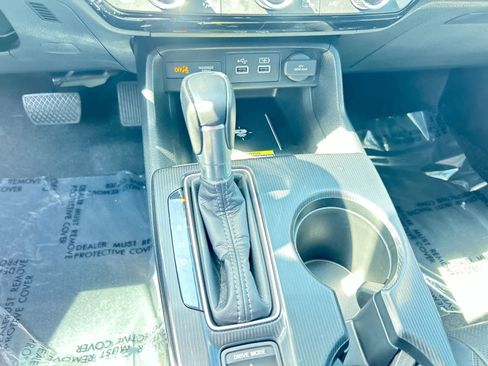 Used 2024 Honda Civic Touring image 18