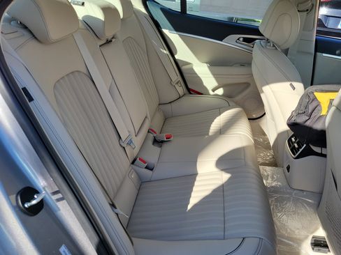 New 2026 Genesis G70 2.5T Prestige image 14