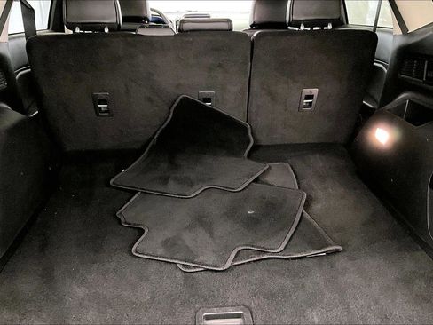 Used 2024 Ford Edge SEL image 33