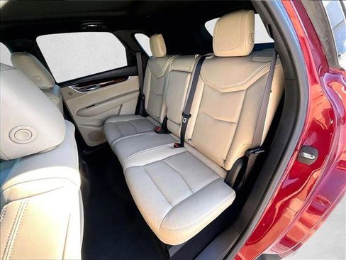 Used 2018 Cadillac XT5 Luxury w/ Driver Awareness Package image 28