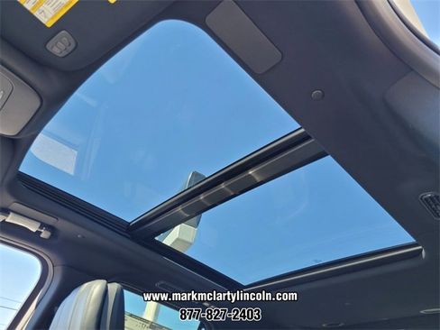 New 2025 Lincoln Navigator L Reserve w/ Jet Appearance Package image 14