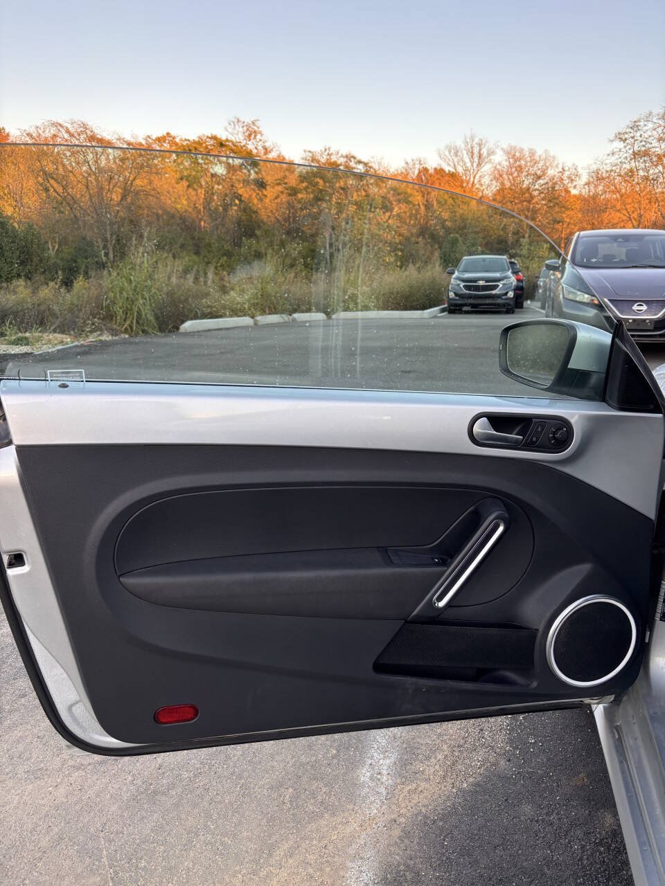 Used 2014 Volkswagen Beetle TDI FWD image 14