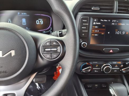 Used 2024 Kia Soul LX w/ Option Group 015 image 14