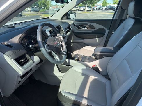 Used 2023 GMC Terrain SLT w/ Infotainment Package II AWD/4WD image 12