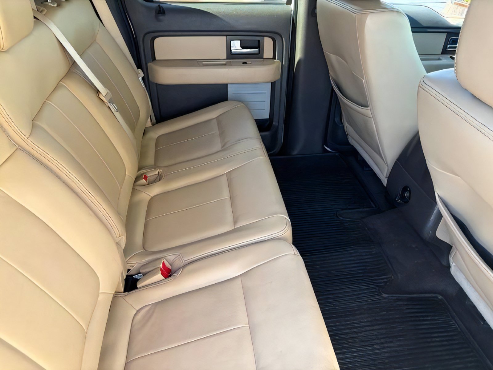 Used 2014 Ford F150 XLT w/ Equipment Group 302A Luxury AWD/4WD image 10