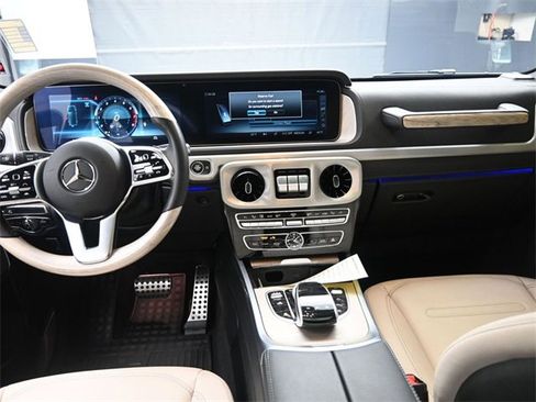 Used 2021 Mercedes-Benz G 550 image 3