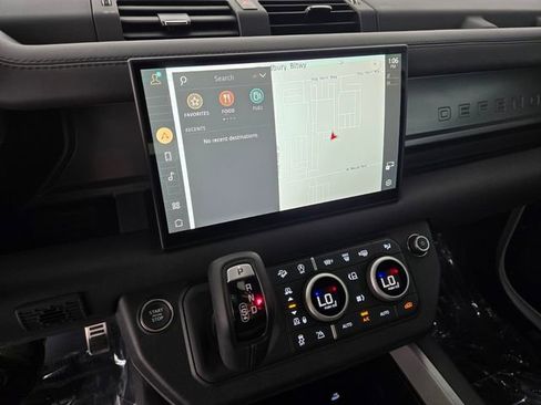 New 2025 Land Rover Defender 130 V8 AWD/4WD image 23