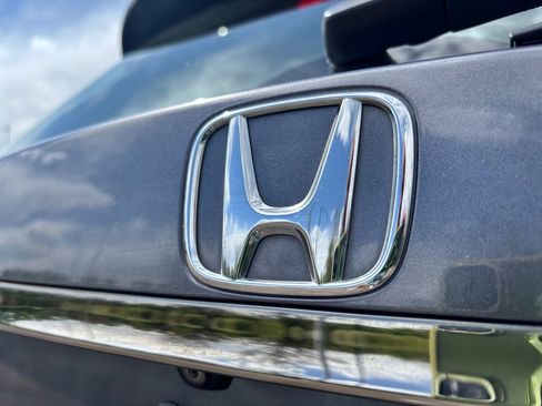 Used 2021 Honda HR-V LX image 12