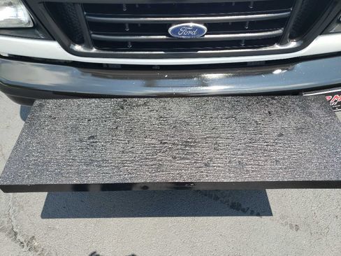 Used 2005 Ford E-350 and Econoline 350 Extended Super Duty RWD image 11