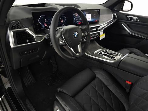 Used 2026 BMW X5 xDrive40i AWD/4WD image 13