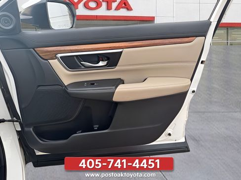 Used 2017 Honda CR-V Touring image 26