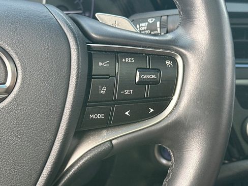 Used 2022 Lexus ES 300h w/ Premium Package FWD image 28