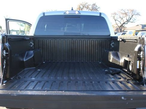 Used 2023 Toyota Tacoma TRD Sport image 37