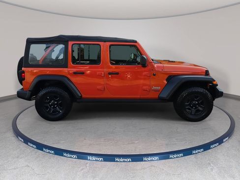 Used 2019 Jeep Wrangler Unlimited Sport AWD/4WD image 4