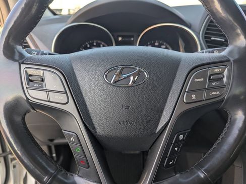 Used 2018 Hyundai Santa Fe Limited image 21