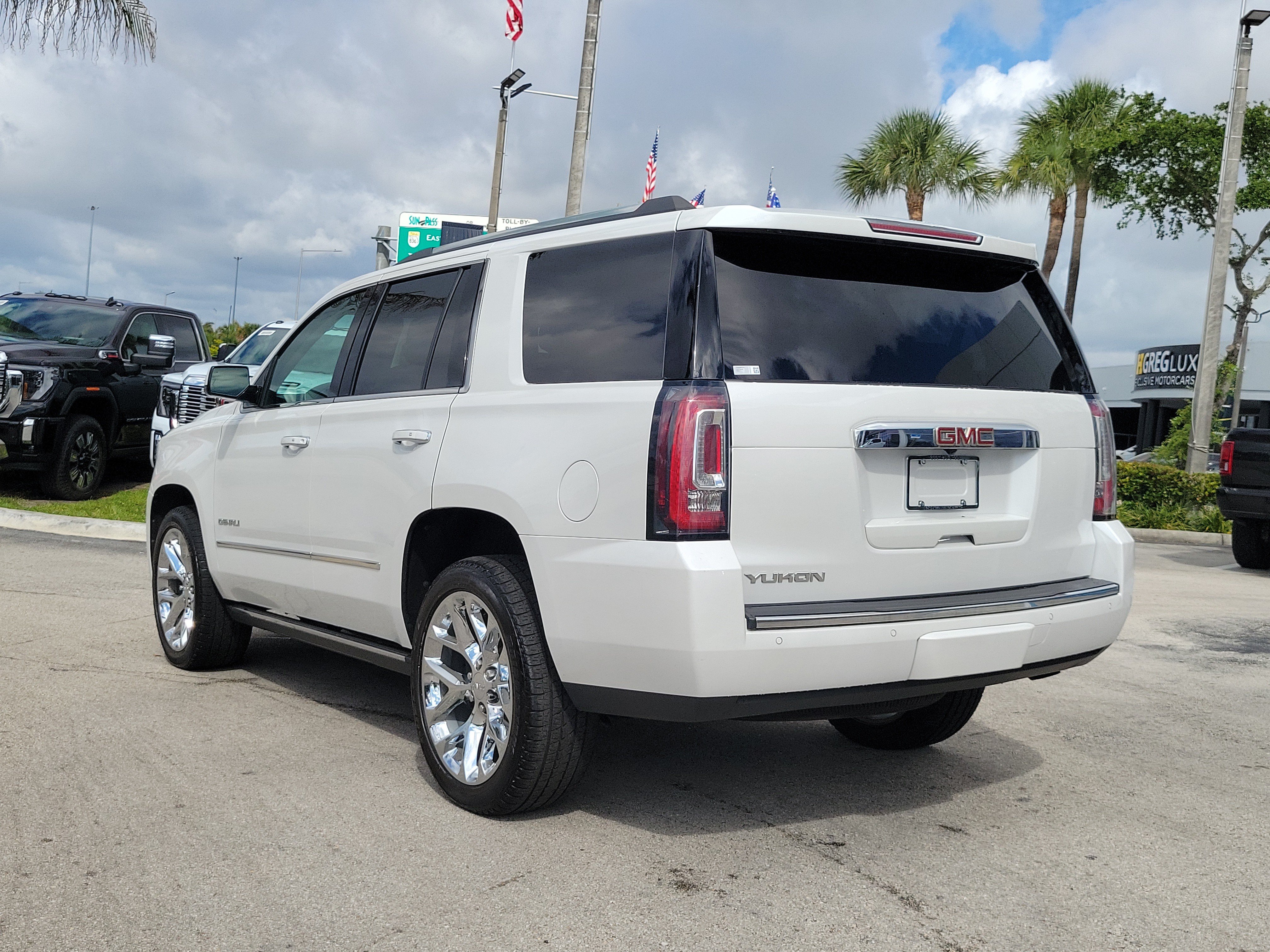 Used 2020 GMC Yukon Denali w/ Denali Ultimate Package AWD/4WD image 7