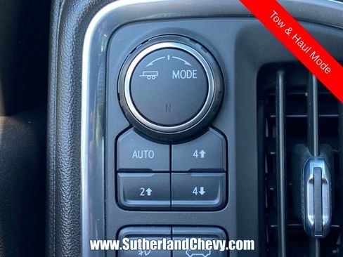 Used 2021 Chevrolet Silverado 1500 High Country w/ Technology Package AWD/4WD image 31