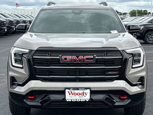 New 2026 GMC Terrain AT4 AWD/4WD image 4