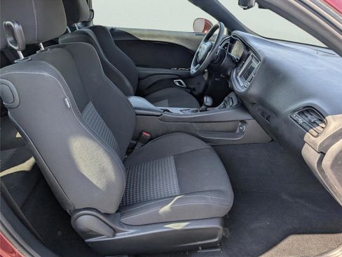 Used 2023 Dodge Challenger R/T w/ Blacktop Package image 30