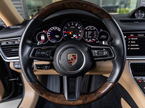 Certified 2023 Porsche Panamera 4 Platinum Edition AWD/4WD image 31