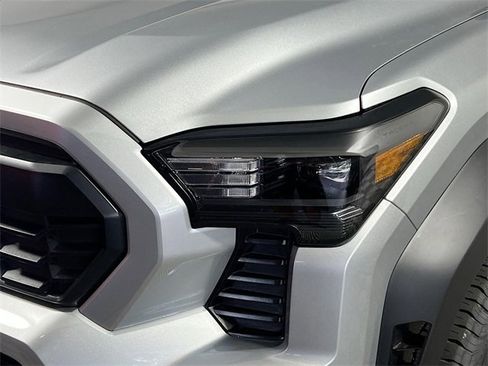 New 2025 Toyota Tacoma TRD Off-Road image 8