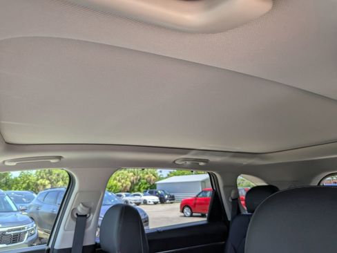 Certified 2023 Kia Sorento SX AWD/4WD image 24