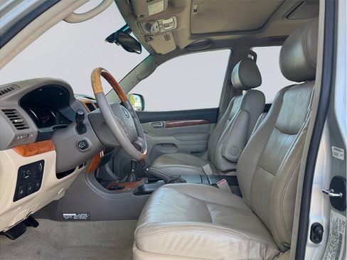 Used 2004 Lexus GX 470 AWD/4WD image 10