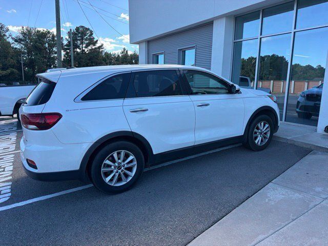 Used 2020 Kia Sorento L FWD image 3