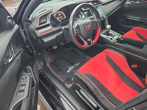 Used 2019 Honda Civic Type R image 13