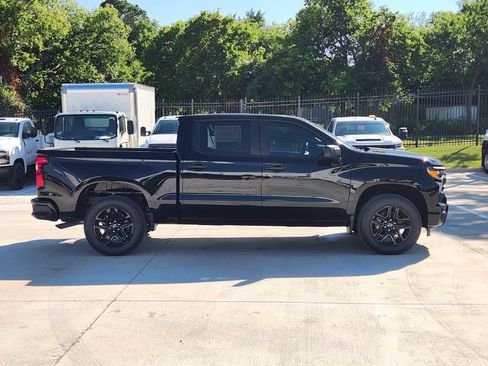 New 2026 Chevrolet Silverado 1500 Custom w/ LPO, Dark Essentials Package RWD image 7