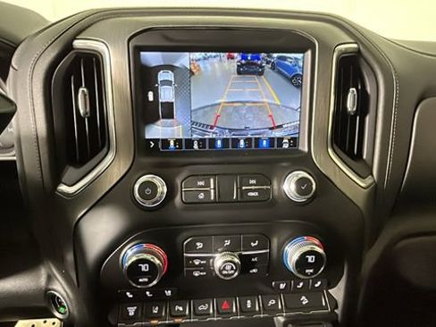 Used 2023 GMC Sierra 2500 Denali w/ Denali Ultimate Package AWD/4WD image 25