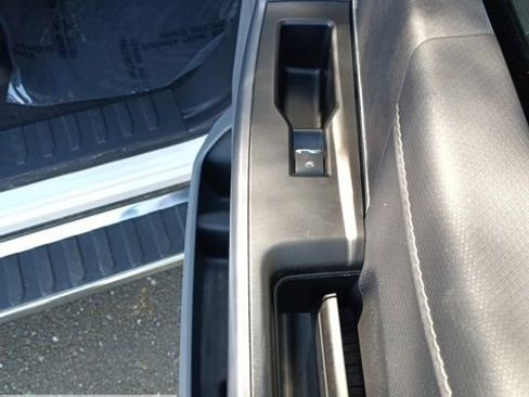 Used 2025 Ford F150 XLT w/ Equipment Group 301A Standard image 41