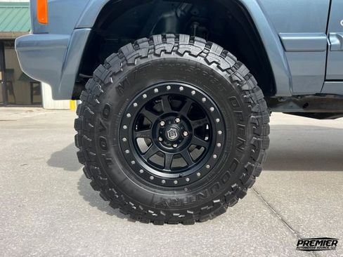 Used 1999 Jeep Cherokee Sport image 48