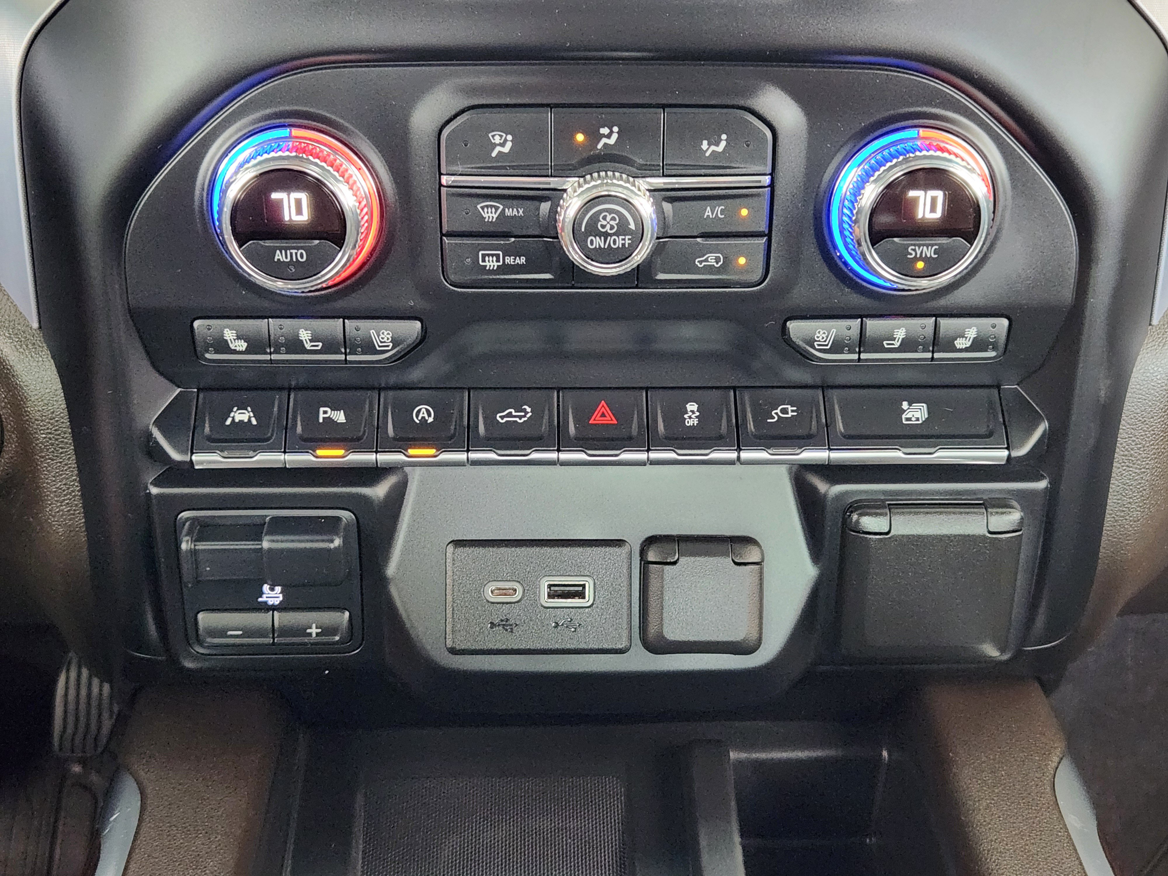 Used 2020 GMC Sierra 1500 SLT RWD image 19