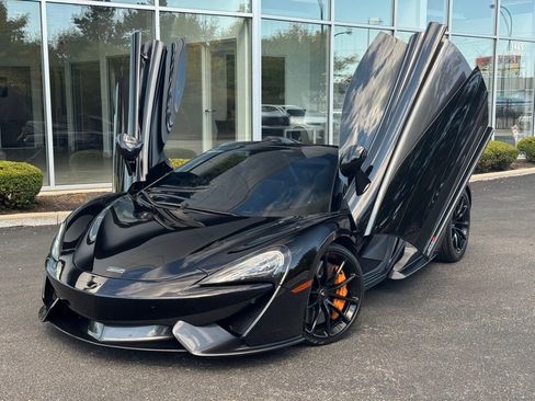 Used 2019 McLaren 570S Spider image 36
