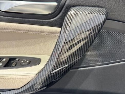 Used 2016 BMW M235i Convertible RWD image 21