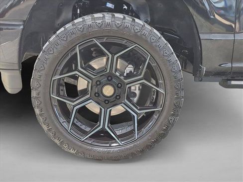 Used 2023 Ford F150 Lariat w/ Equipment Group 502A High AWD/4WD image 24