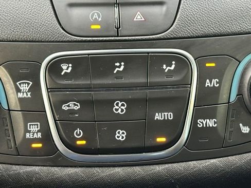 Used 2023 Chevrolet Malibu LT w/ Driver Confidence Package image 39