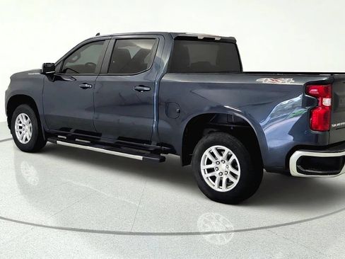 Used 2021 Chevrolet Silverado 1500 LT AWD/4WD image 6