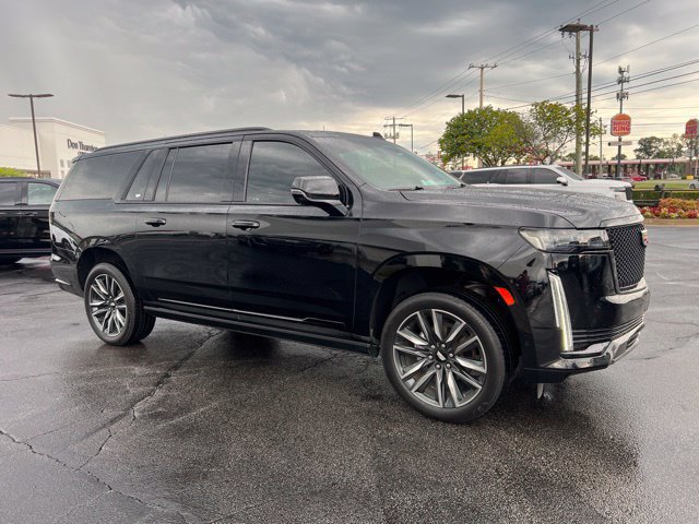 Used 2023 Cadillac Escalade ESV Sport Platinum AWD/4WD image 8