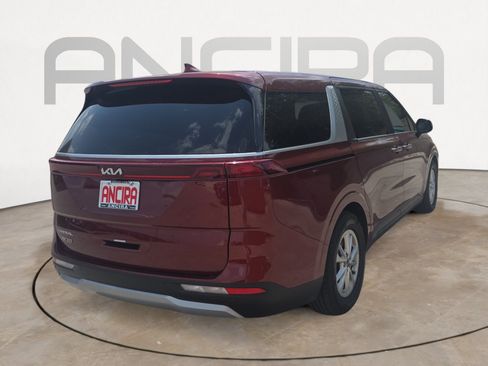 Certified 2024 Kia Carnival LX FWD image 8