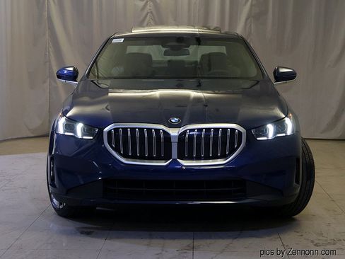 Used 2026 BMW 540i xDrive AWD/4WD image 5