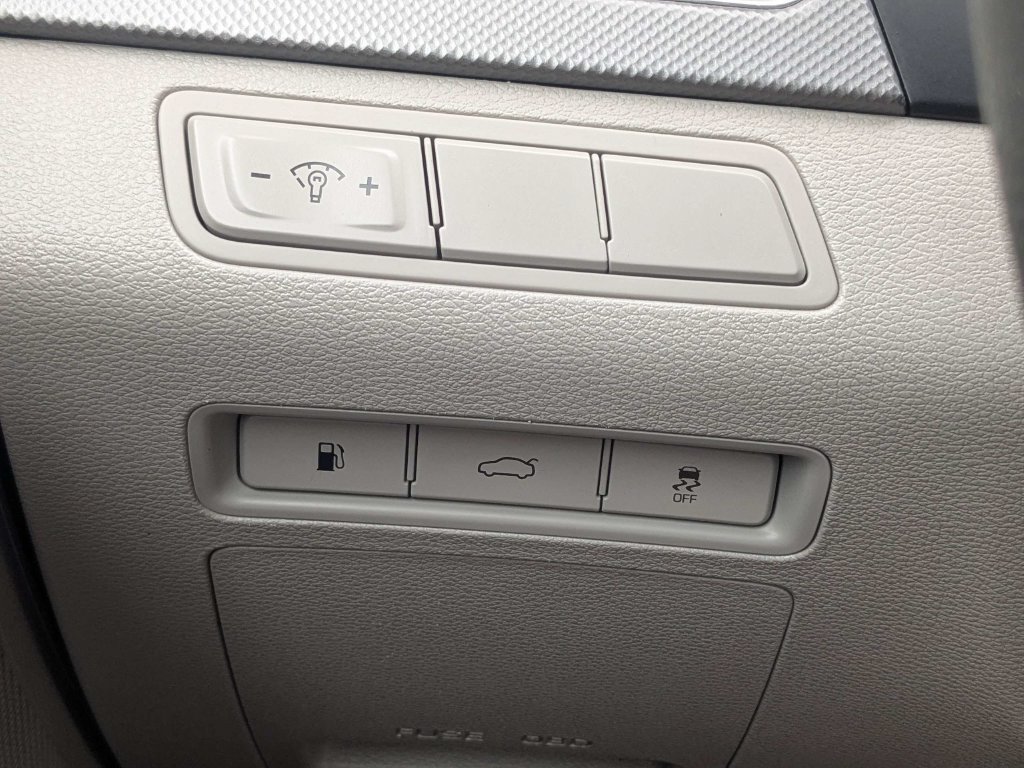 Used 2015 Hyundai Sonata SE w/ Winter Package FWD image 30