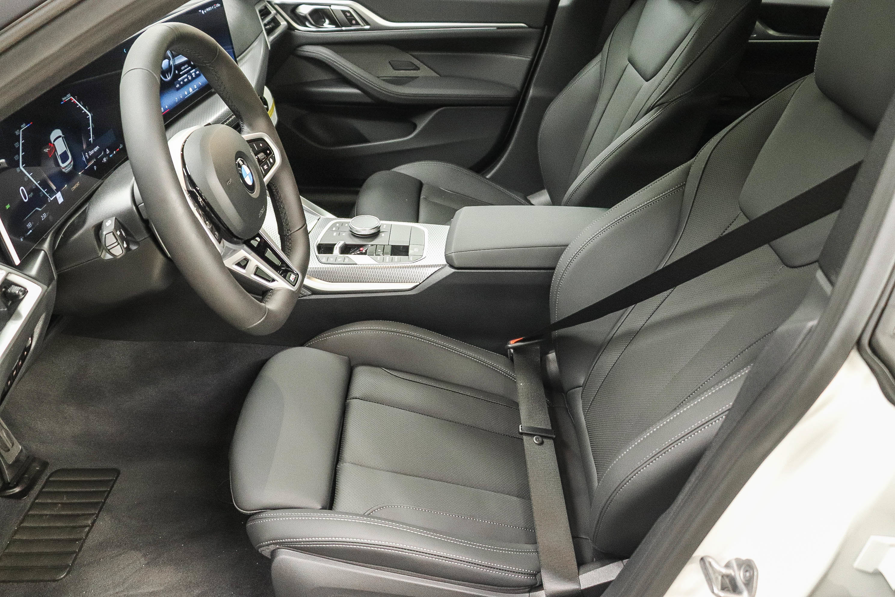 New 2026 BMW 430i w/ M Sport Package RWD image 18