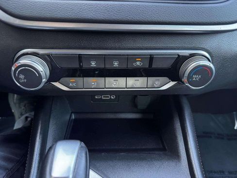 Used 2021 Nissan Altima 2.5 SR image 29