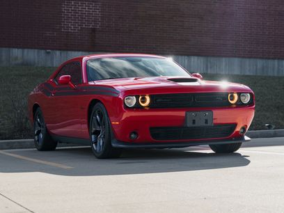 Used 2022 Dodge Challenger R/T w/ Blacktop Package