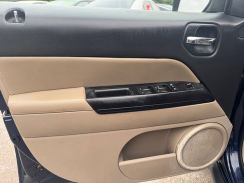 Used 2014 Jeep Patriot Sport w/ Power Value Group image 14